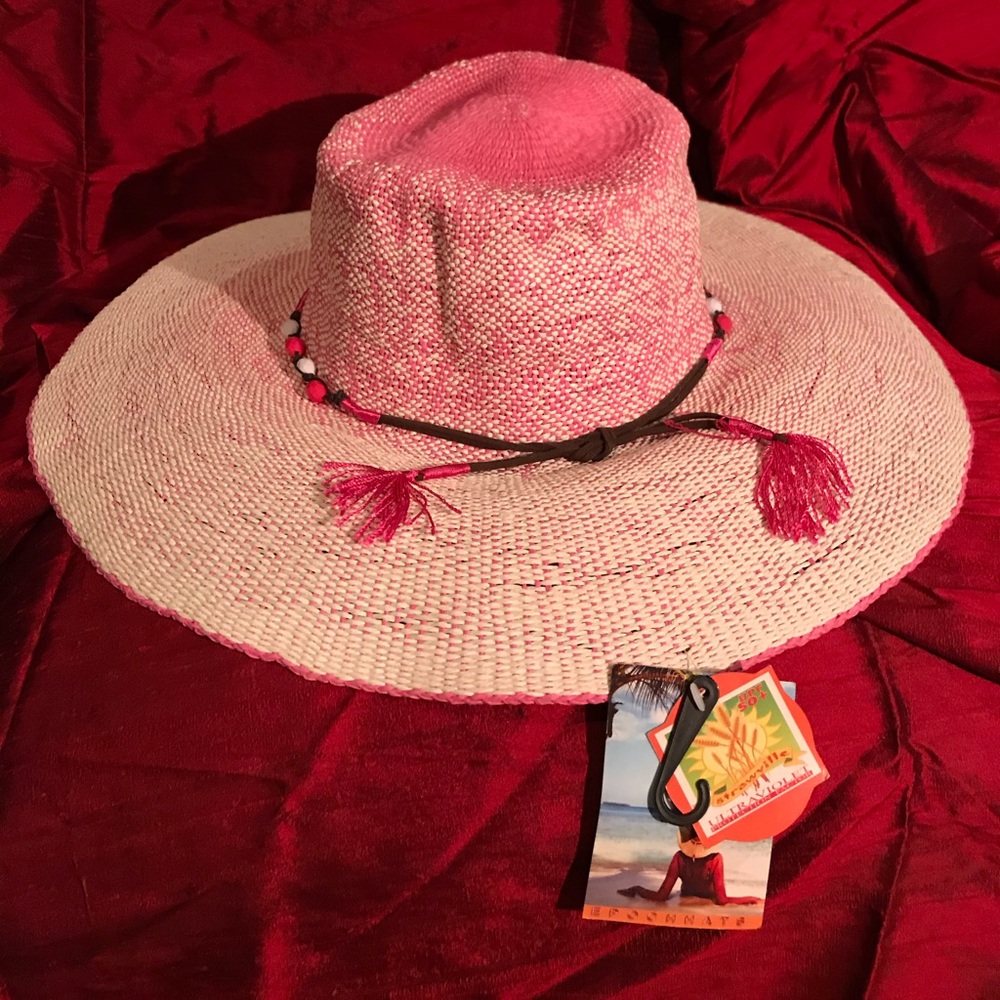 Angela & William women’s summer, seasonal hats.